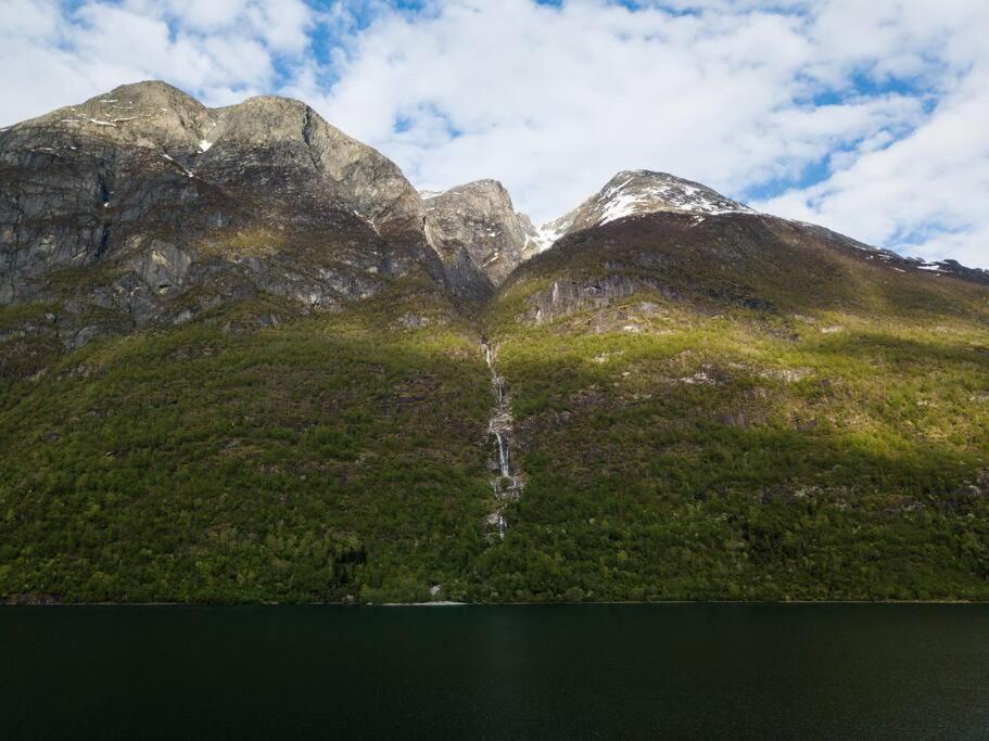 Lake View Apartment, Oldedalen Stryn Dış mekan fotoğraf